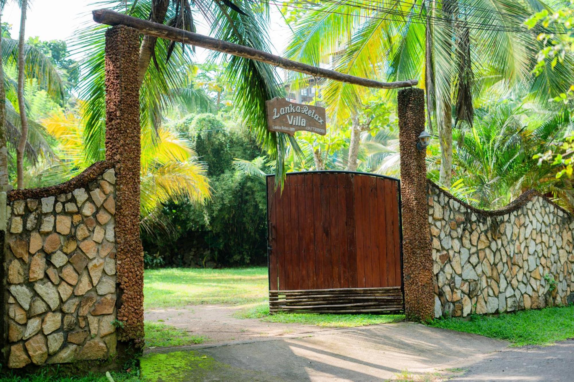 Villa Lanka Relax Hikkaduwa Exteriör bild