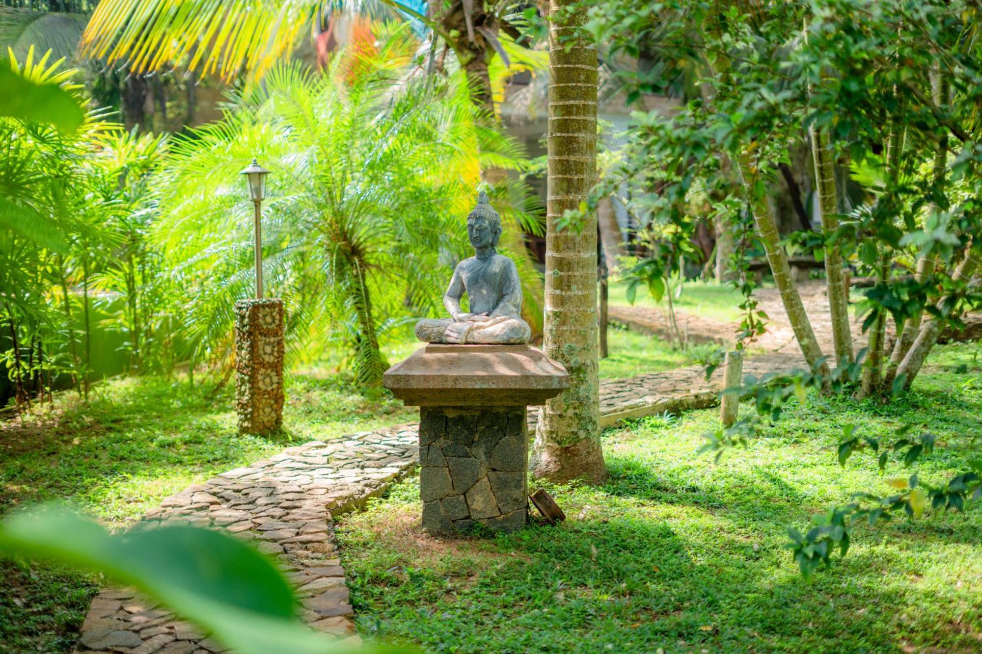 Villa Lanka Relax Hikkaduwa Exteriör bild