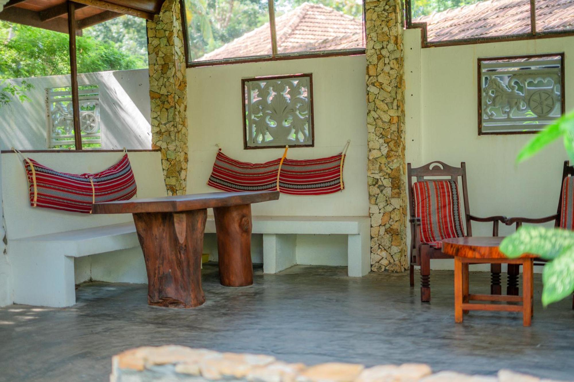 Villa Lanka Relax Hikkaduwa Exteriör bild