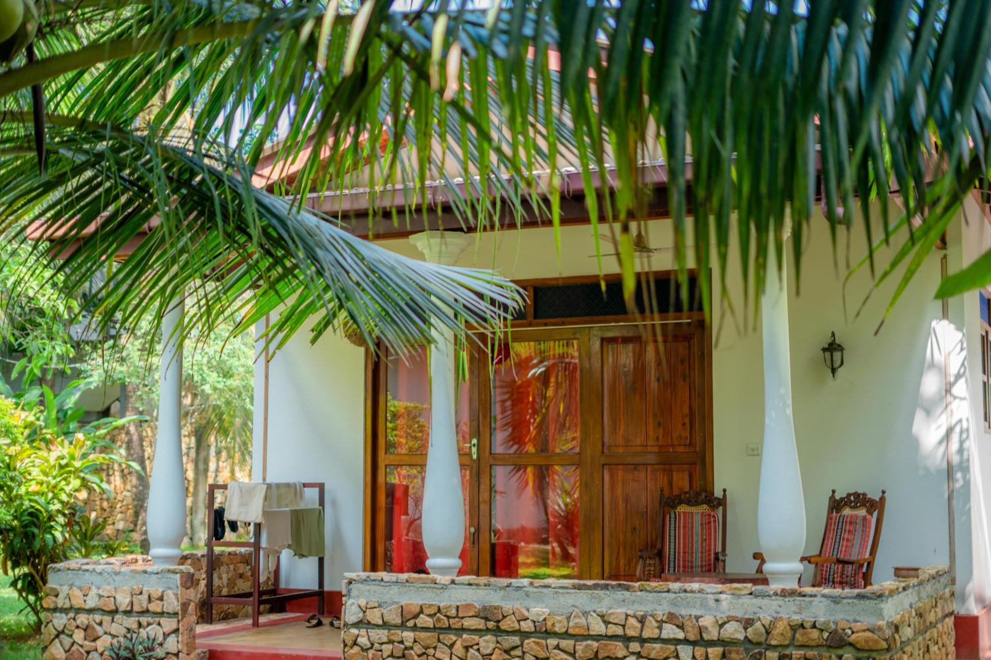 Villa Lanka Relax Hikkaduwa Exteriör bild
