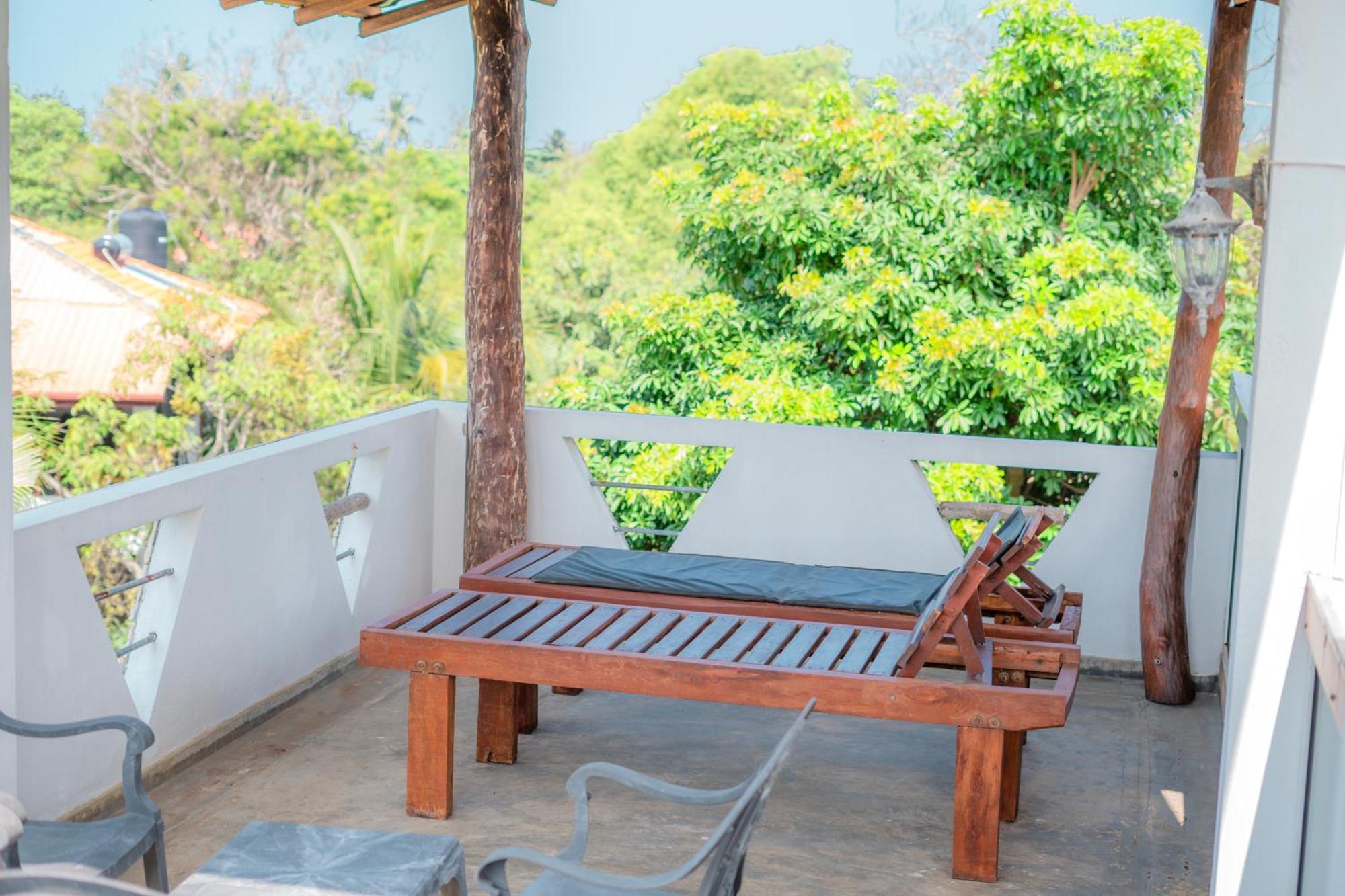Villa Lanka Relax Hikkaduwa Exteriör bild